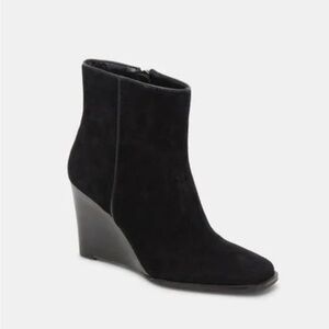 Dolce Vita Susann Suede Booties in Onyx Black WIDE